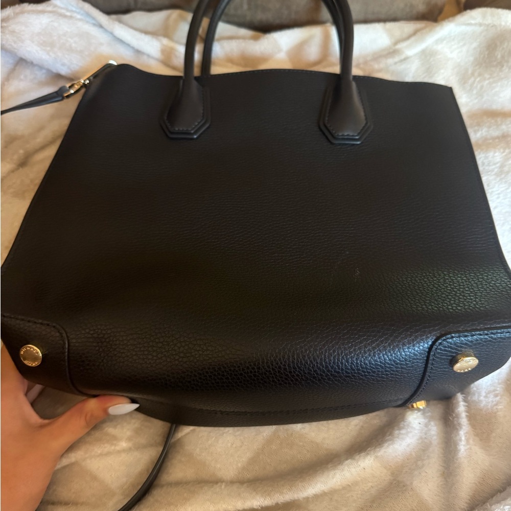 Michael Kors Mercer large Black Satchel with Gold Accents - Picture 5 of 5
